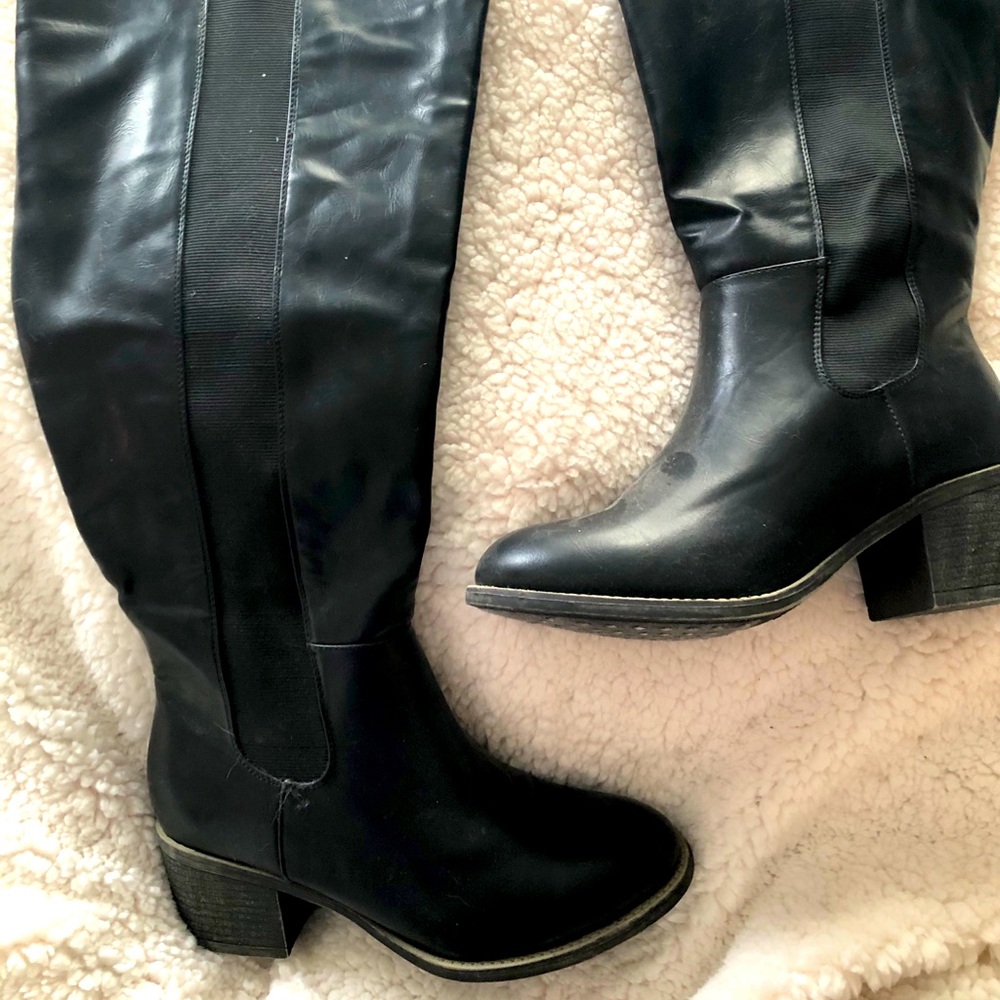 Size 8.5 W Boots, Torrid, Black